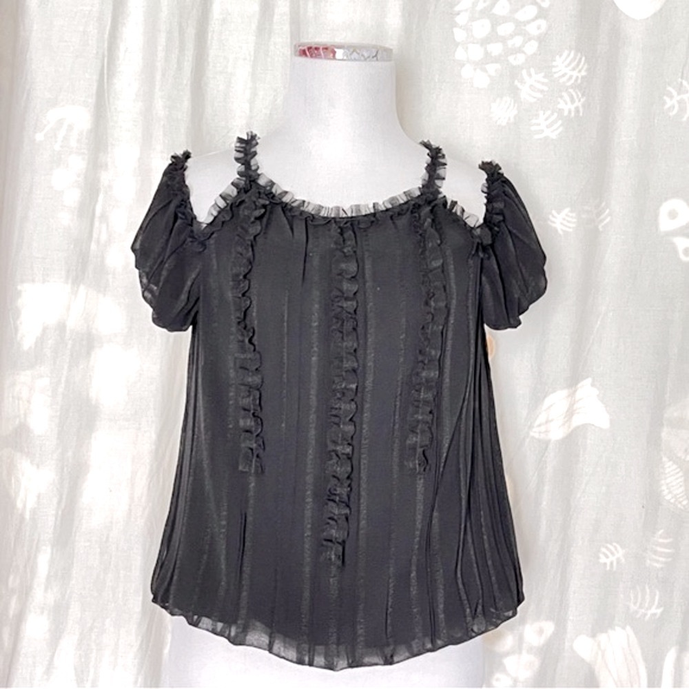 Max Studio Cold Shoulder Silky short sleeve Top